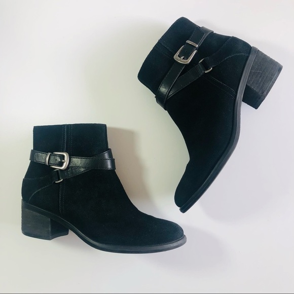 Bjorndal ‘Karla’ Suede Ankle Bootie - Picture 5 of 15